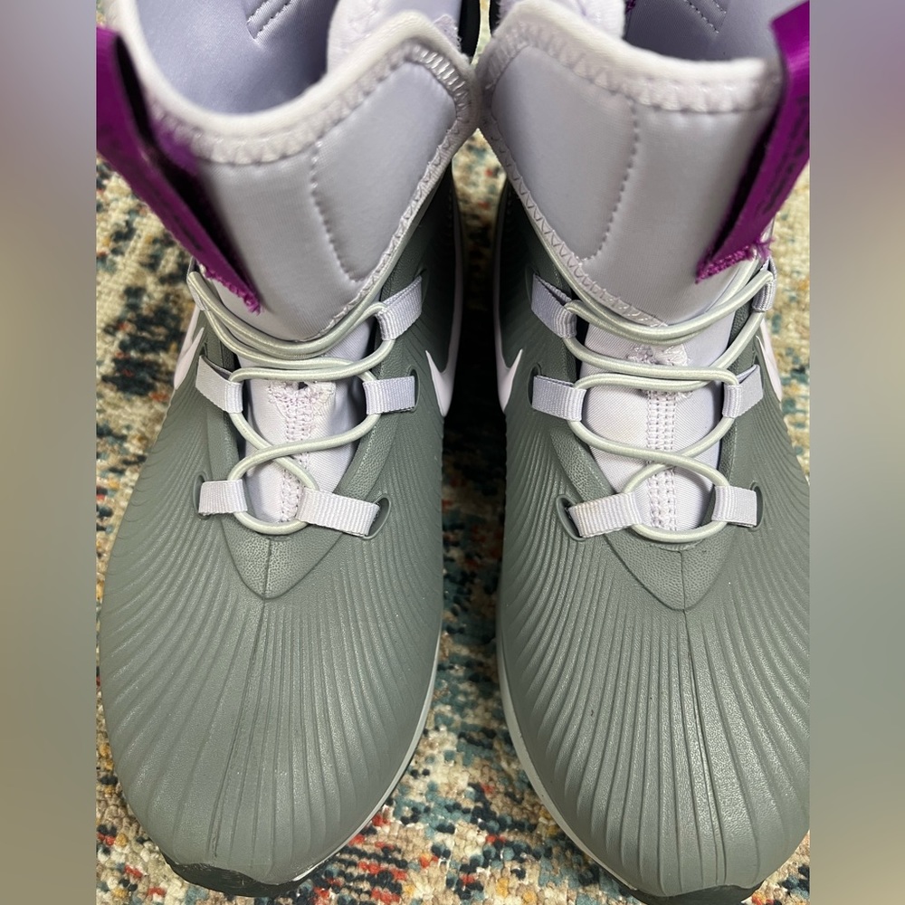 Nike Kid's Binzie Rain Boots - Picture 7 of 10